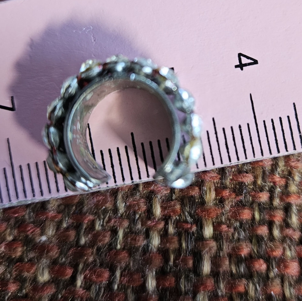 Rhinestone Ear Cuff - Picture 4 of 7